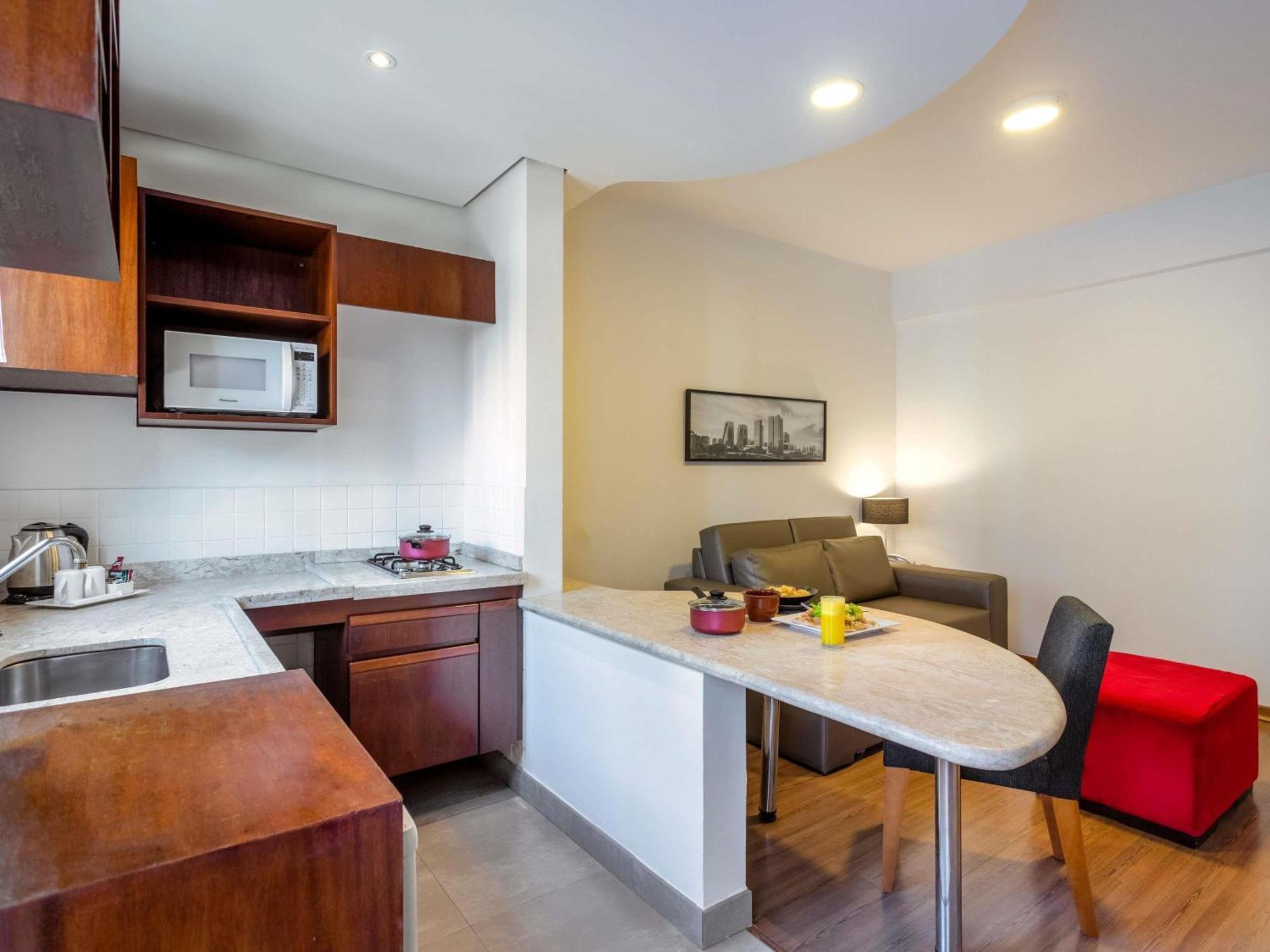 Mercure Jk Hotel 4*